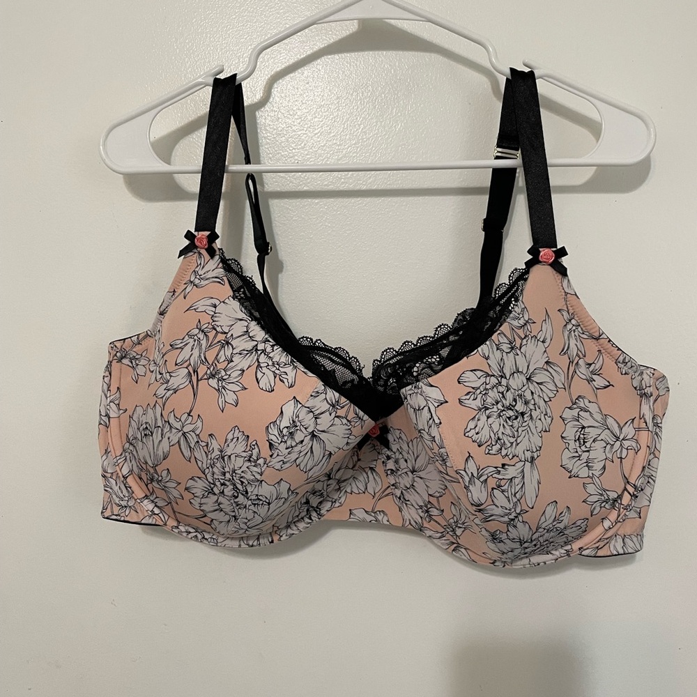 Cacique Lightly lined french balconette peach white floral underwire bra 46DDD